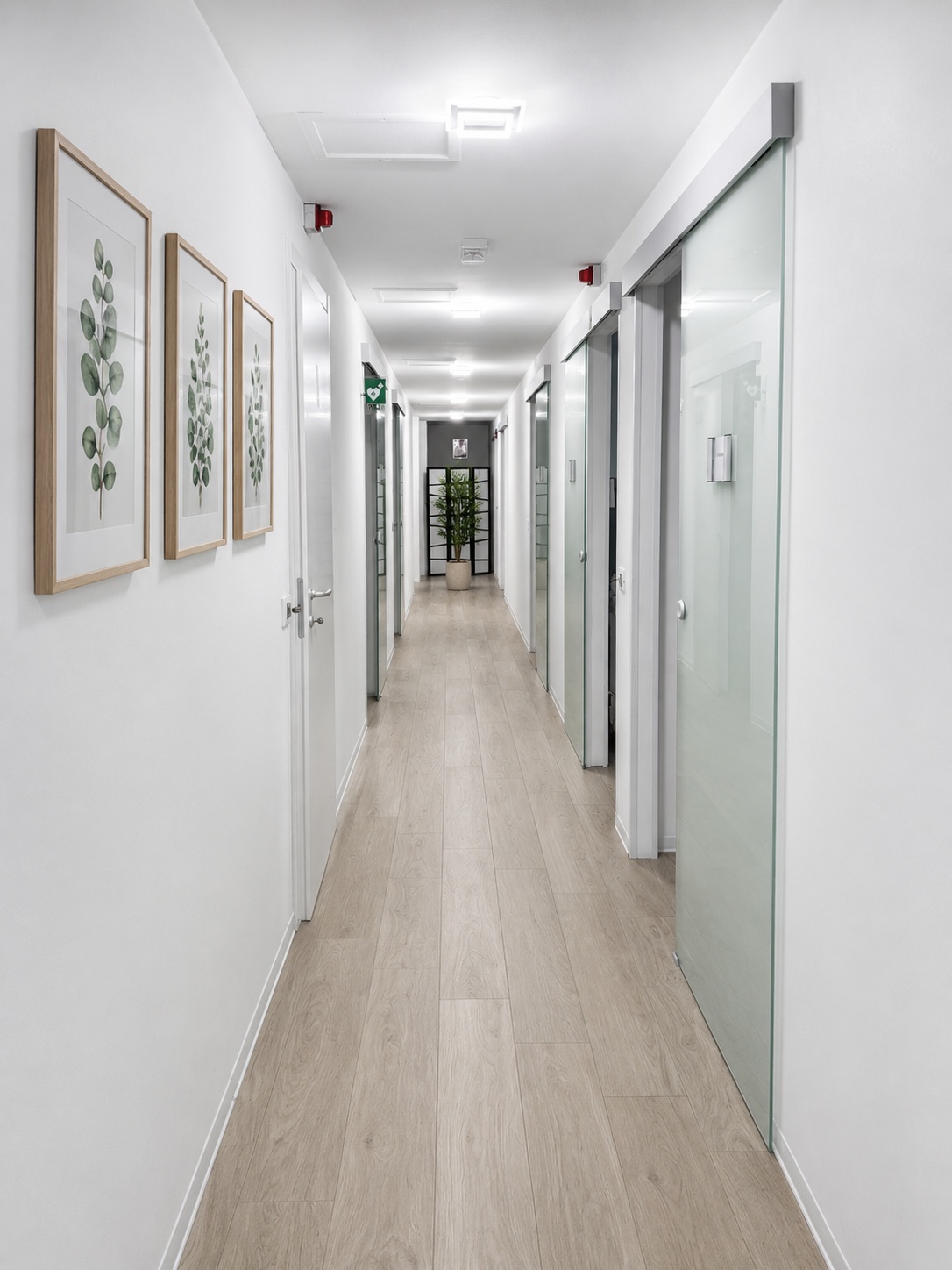 Corridoio interno reale dello Studio Dentistico Lera